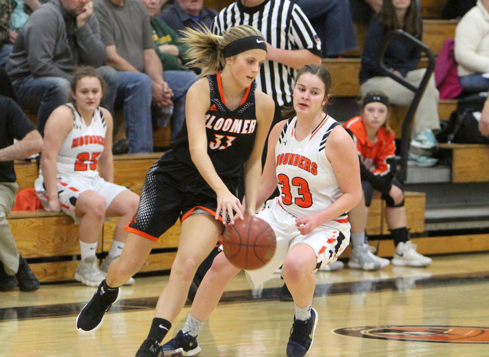 Bloomer at Elk Mound girls basketball 11-20-18